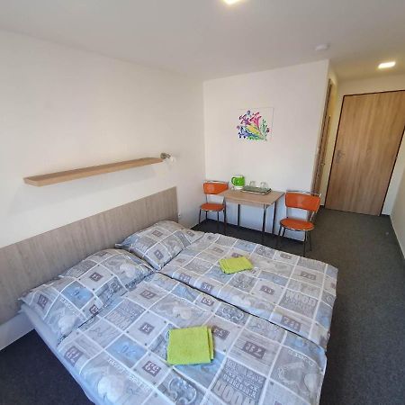 Hotel Decin Na Skrivance Dış mekan fotoğraf