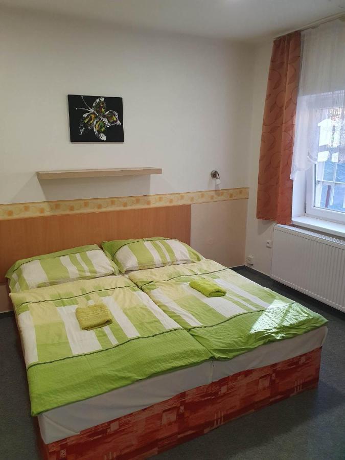 Hotel Decin Na Skrivance Dış mekan fotoğraf