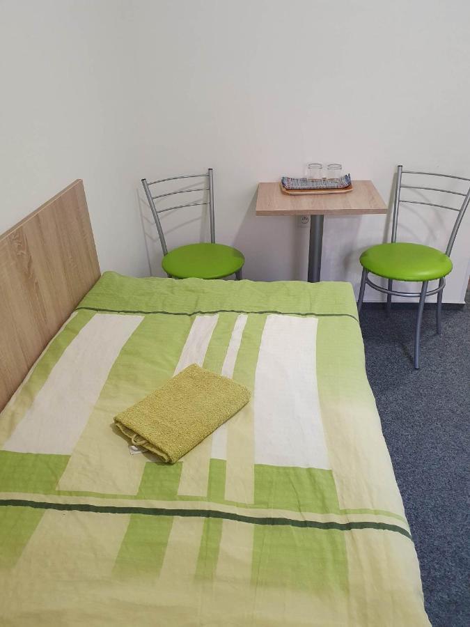 Hotel Decin Na Skrivance Dış mekan fotoğraf