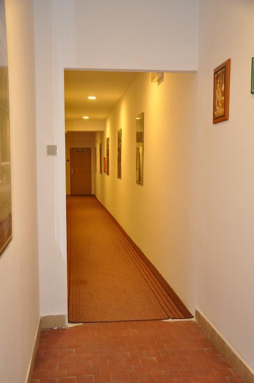 Hotel Decin Na Skrivance Dış mekan fotoğraf